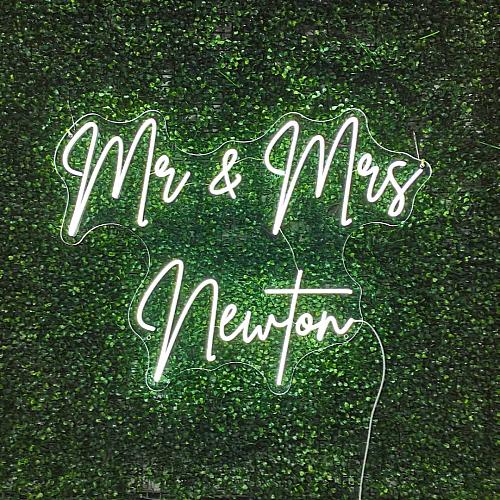 Mr & Mrs LED Neon Sign